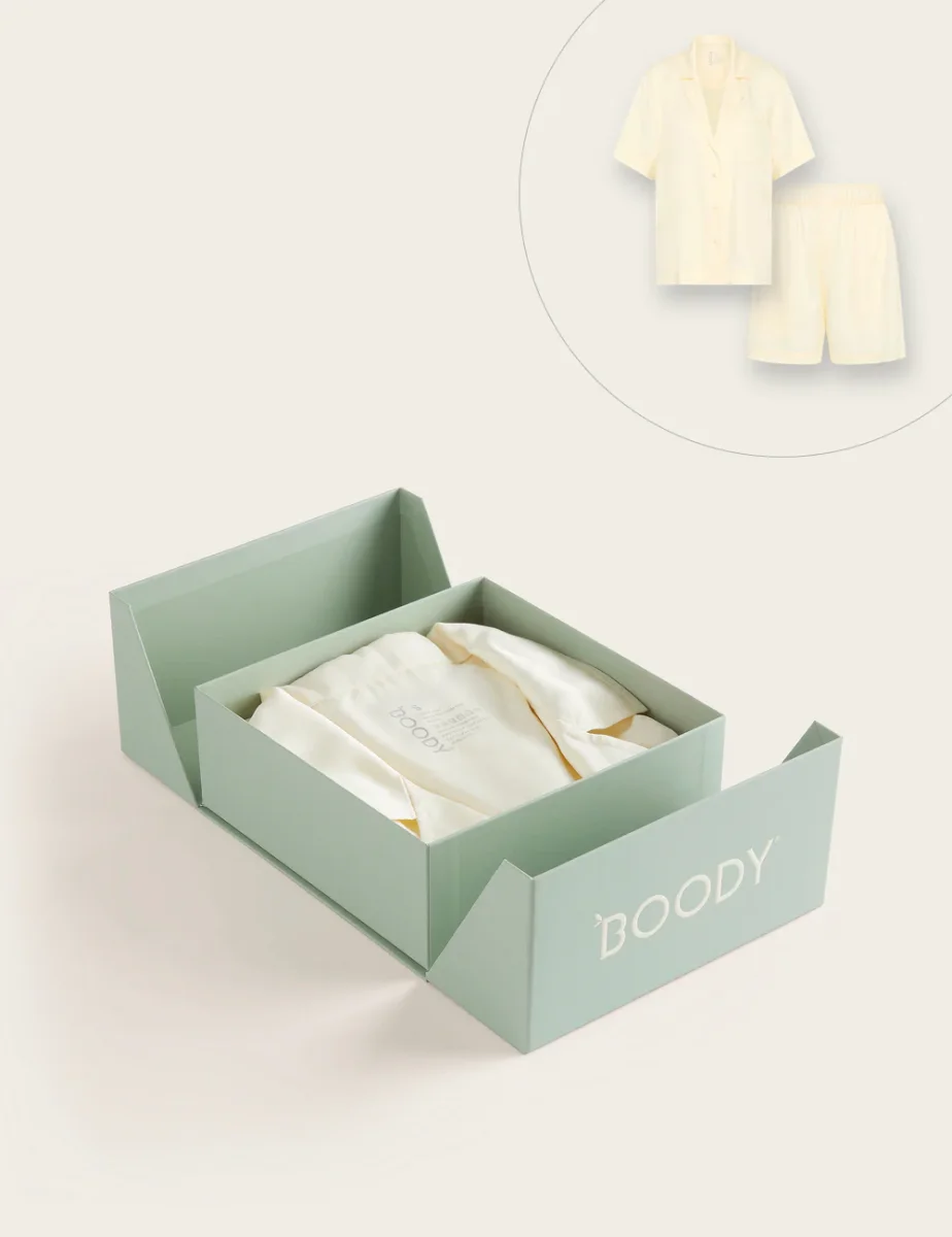 Set Giftbox – Vegan Silk Short Sleep Shirt & Sleep Short – Pearl